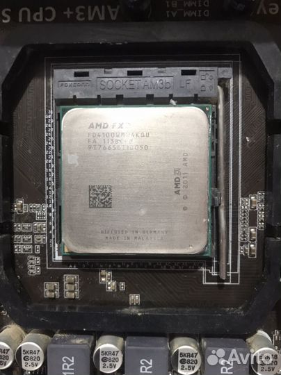 Материнская плата с процессором am3+