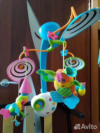 Мобиле на детскую кроватку