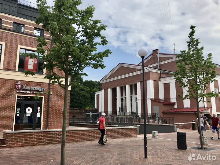 Газонокосилка Makita ELM3720