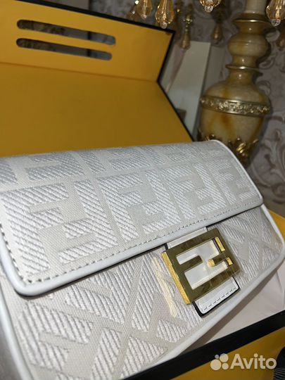 Сумка fendi