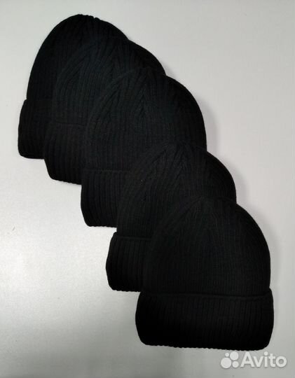 Шапка с отворотом на баечной подкладке