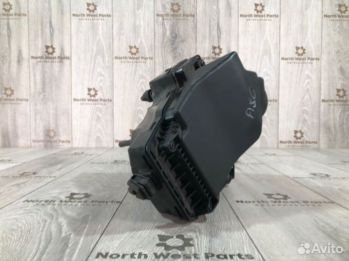 Корпус воздушного фильтра Audi A5 (8T) лифтбек