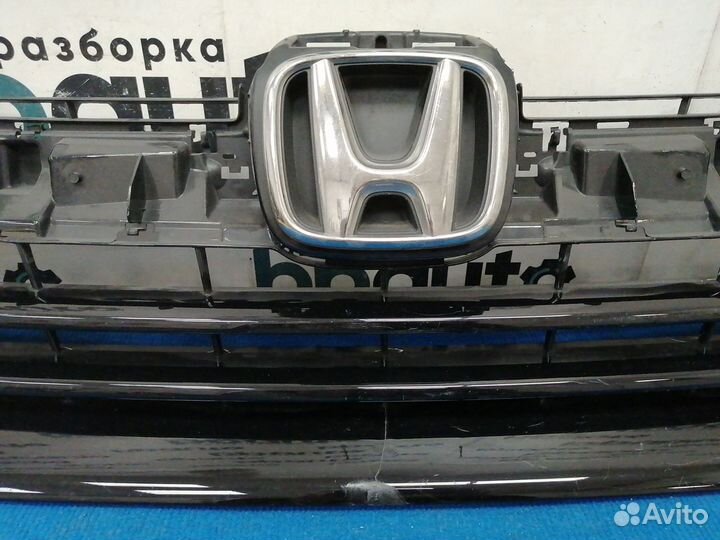 Решетка радиатора 71121-TLA-A000 Honda CR-V V