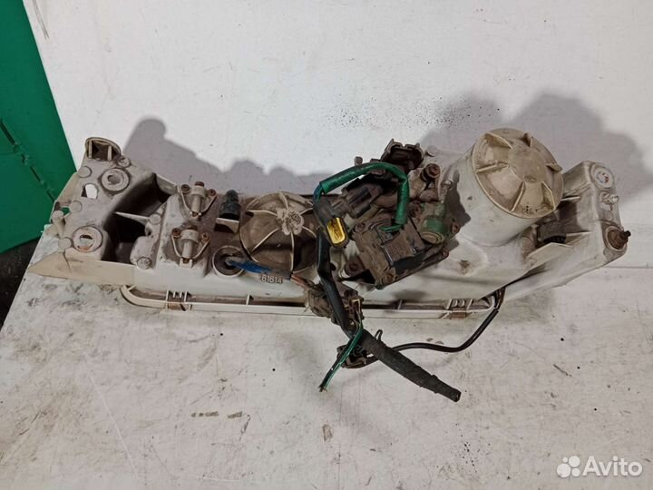 Фара правая Mazda 626 GE