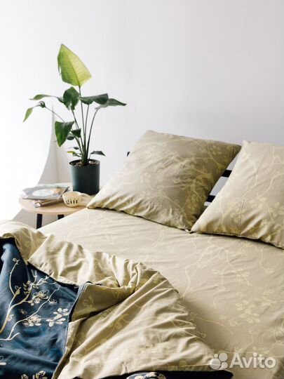 Комплект постельного белья с евро простыней