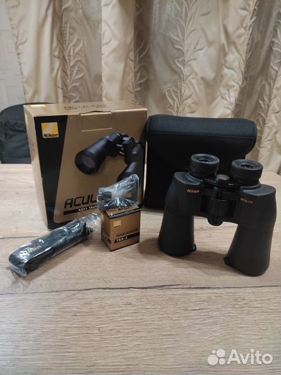 Бинокль nikon