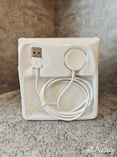 Зарядка для Apple Watch USB магнитная (новая)