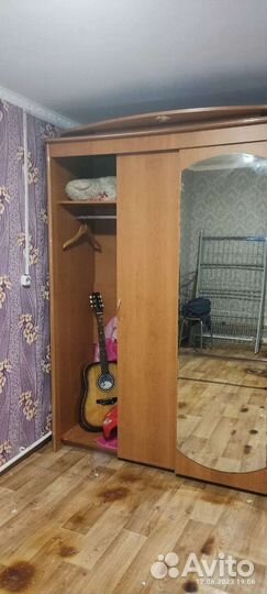 Шкаф