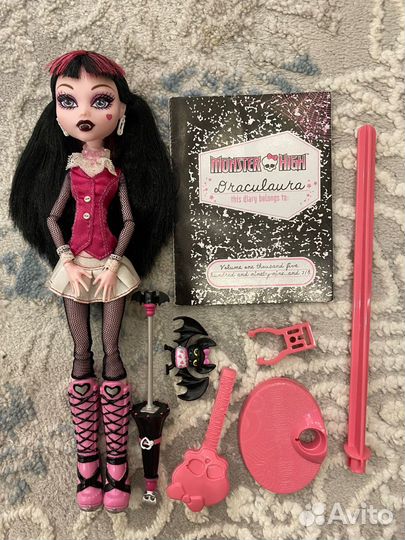 Кукла монстр хай дракулаура базовая 1 волна