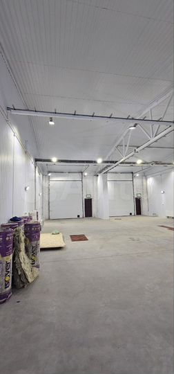 Свободного назначения, 425 м²