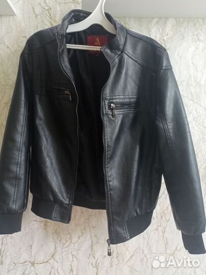 Кожаная куртка на подростка