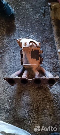 Выпускной коллектор solaris 2011г, без катал