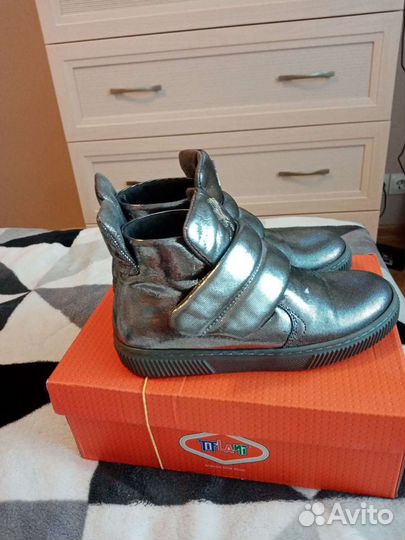 Осенние ботинки Tiflani