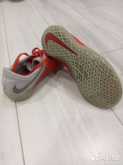 Футзалки nike