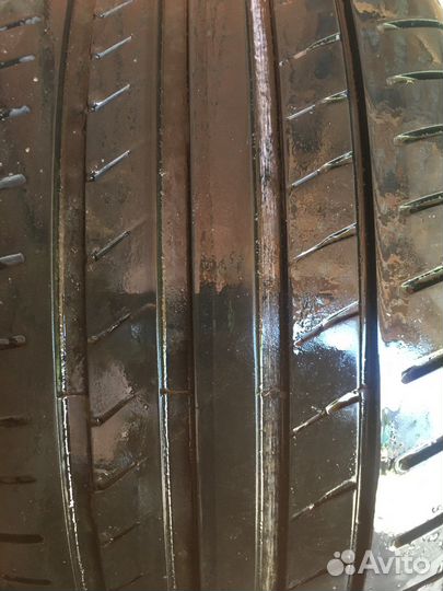 Dunlop SP Sport Maxx 245/40 R17 и 245/40 R17