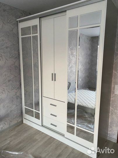 Шкаф купе новый
