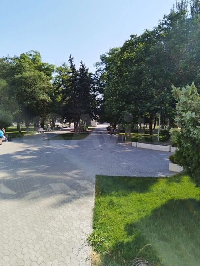 2-к. квартира, 47 м², 1/3 эт.