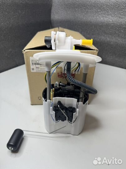 Топливный насос в сборе Kia Stinger 2.0