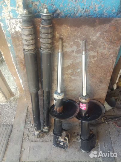 Стойки renault logan 1