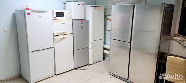 Холодильники и морозилки в наличии