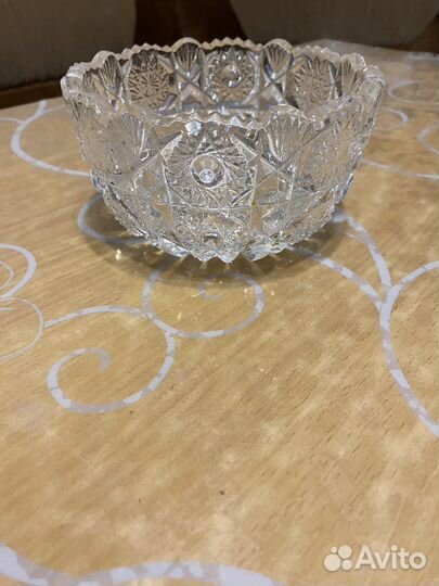 Хрустальная ваза