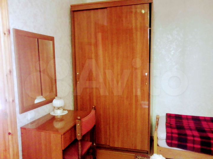 Комната 30 м² в 2-к., 1/1 эт.