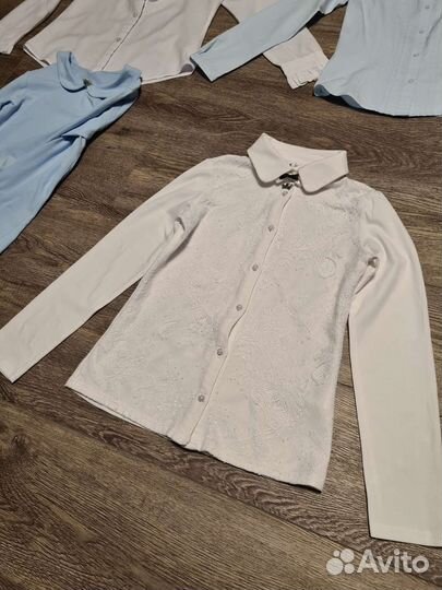 Школьные блузки р-р 134-140