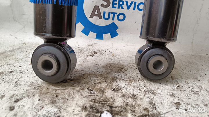 Chevrolet Tahoe 06- Амортизатор задний L и R