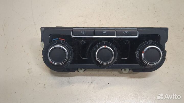 Переключатель отопителя Volkswagen Caddy, 2011