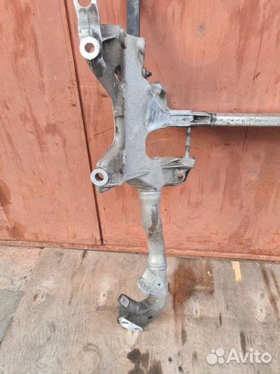 Подрамник передний Audi A4 B8 A5 8T