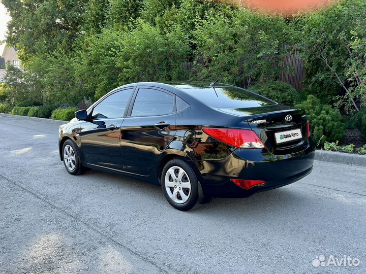 Hyundai Solaris 1.6 AT, 2015, 120 000 км