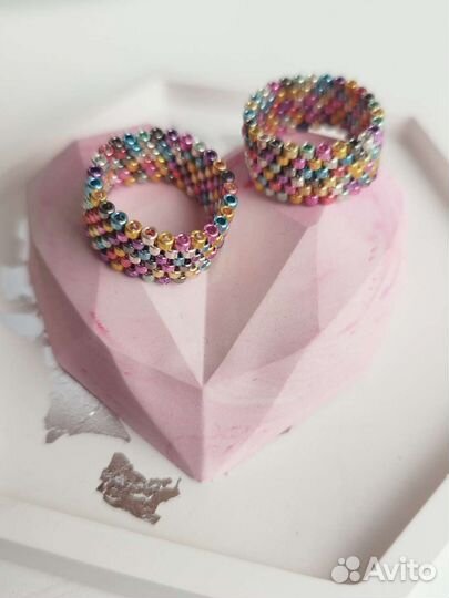 Кольцо из бисера