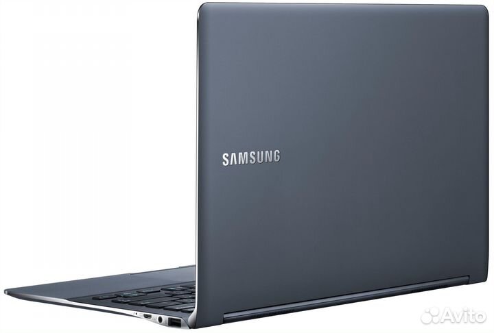 Ультрабук Samsung Core i5, SSD, HD+ IPS, металл