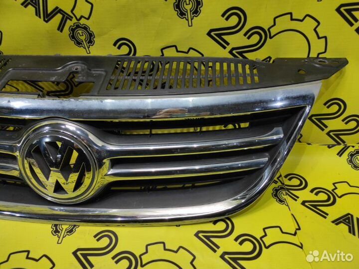 Решетка радиатора Volkswagen Tiguan 5NZ cczc