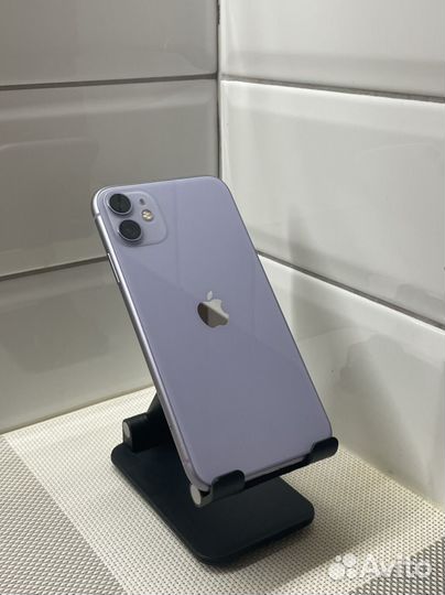 iPhone 11, 64 ГБ