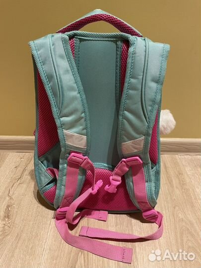 Школьный ранец (рюкзак)