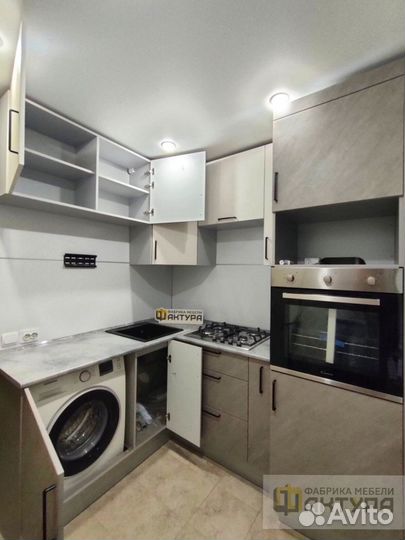 Кухонные гарнитуры