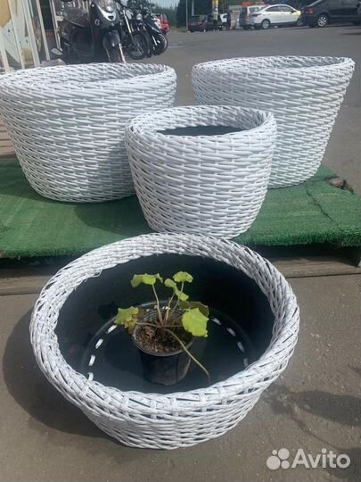 Вазон /кашпо плетеное из ротанга