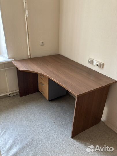 Офисная мебель бу