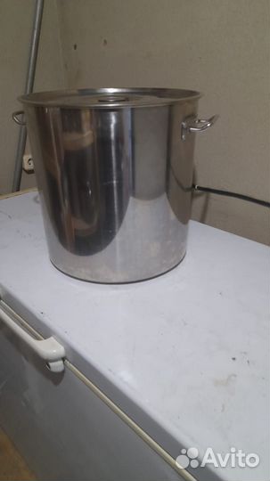 Продаю кастрюли