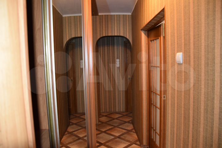 2-к. квартира, 55 м², 4/10 эт.