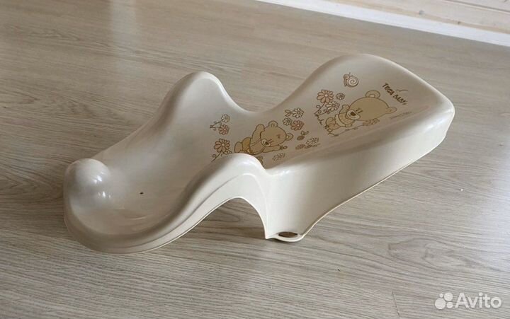 Круг для купания и горка