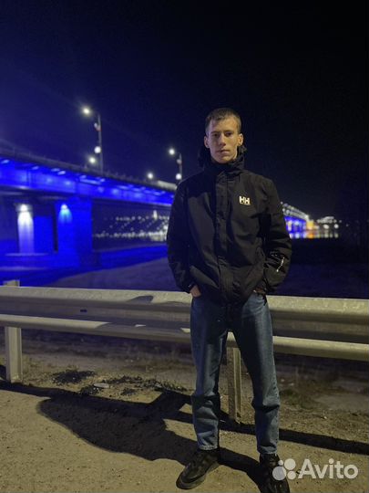 Водитель доставщик