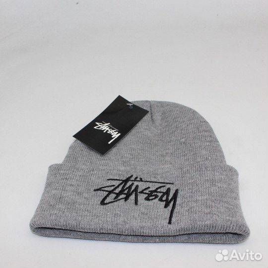 Модная шапка stussy