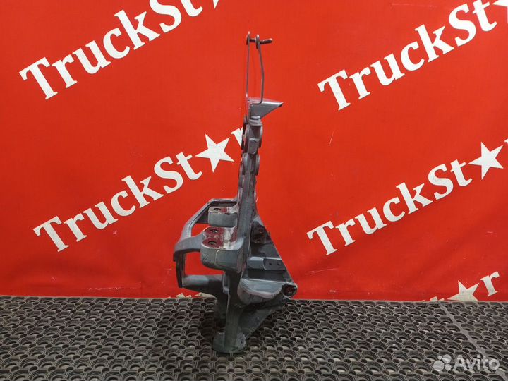 Кронштейн рессоры передней правый 2018г. Daf XF106