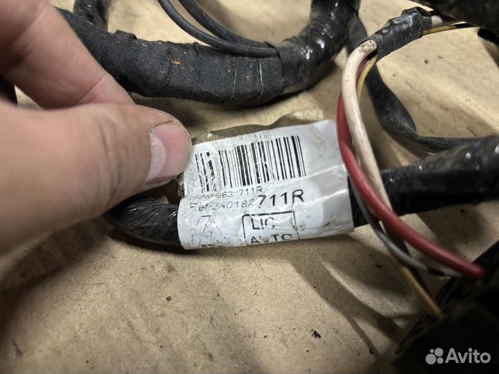 Проводка салона Renault Sandero 1 K7J710