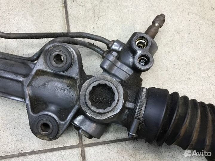 Рейка рулевая Mitsubishi Pajero 3 V6 3.2D 4M41