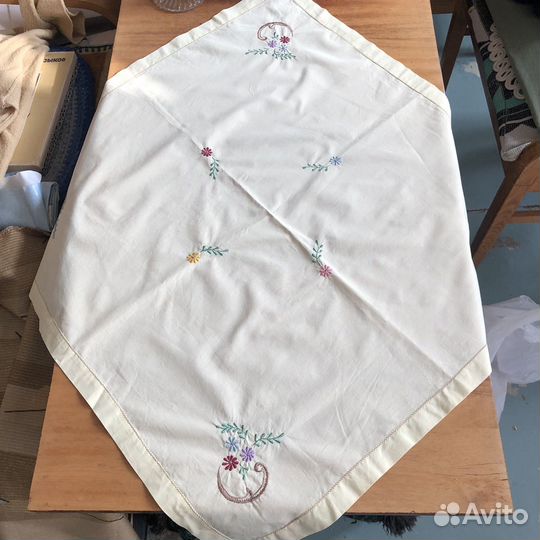 Скатерть -салфетка 75x72
