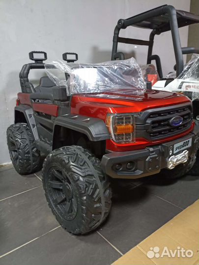 Электромобиль Внедорожник от 2 до8 лет, пульт 4 вд