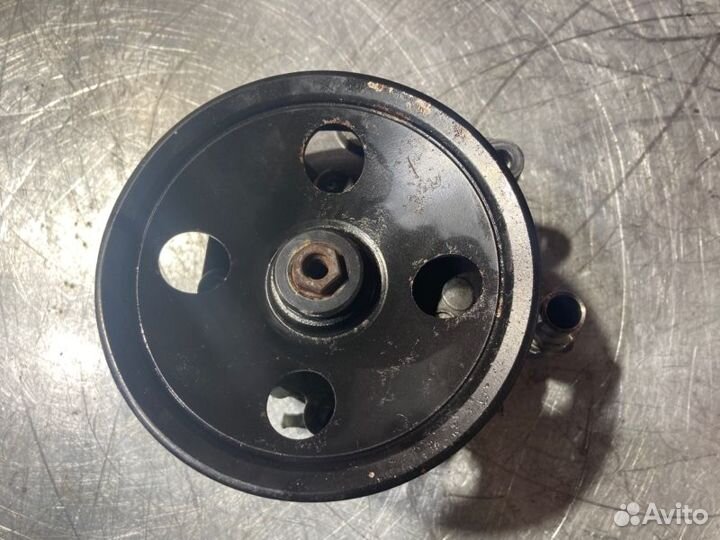 Насос гидроусилителя руля Mercedes C-Class W202